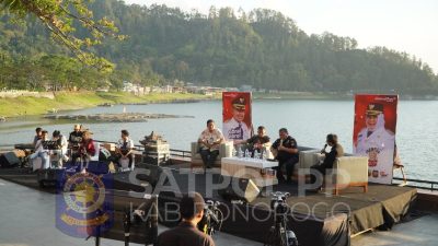 Talk Show Sosialisasi Pencegahan Peredaran Rokok Illegal Bupati Ponorogo bersama Kepala Bea Cukai Madiun